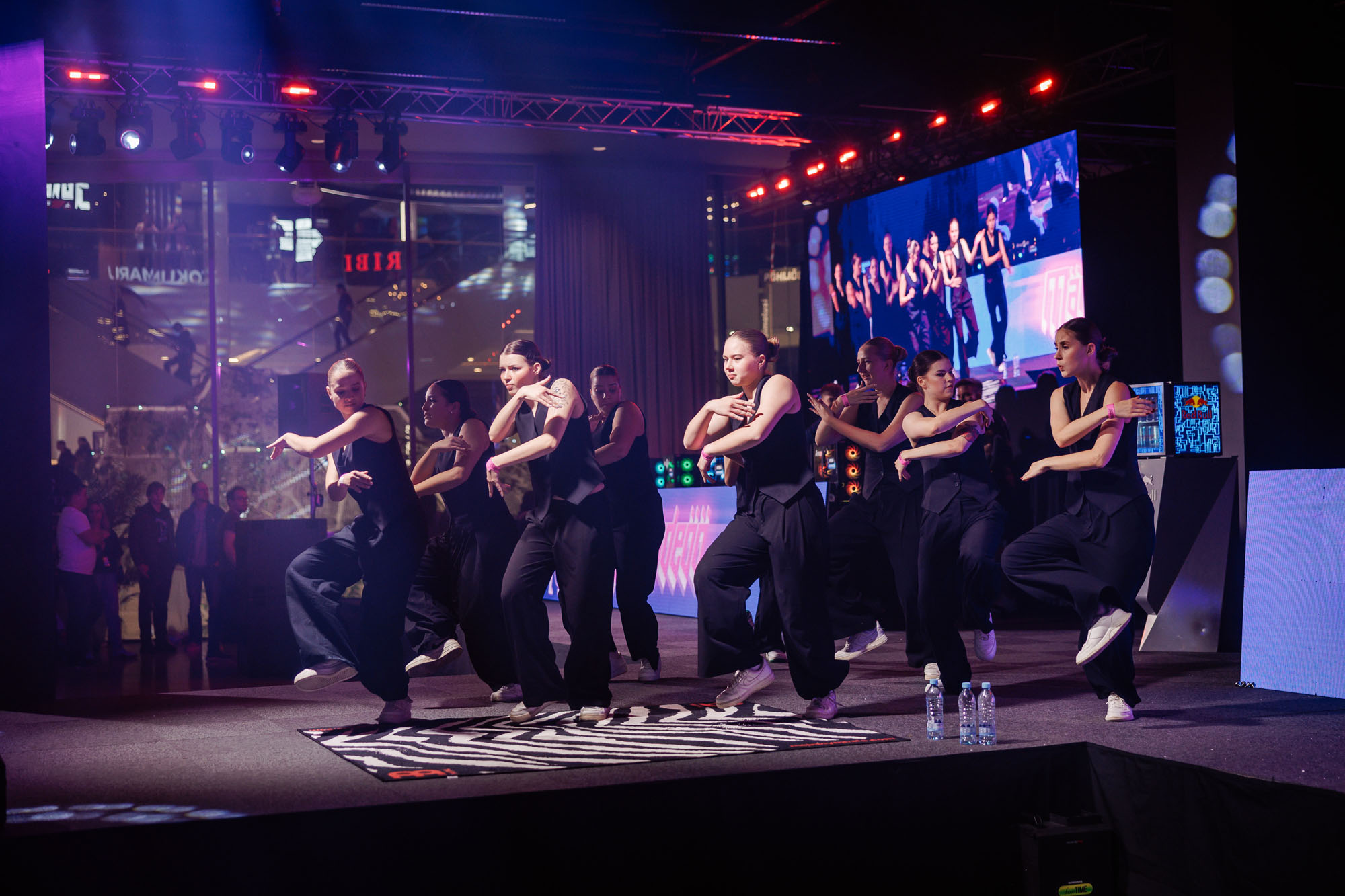 218-19.46.03_18.Oct_RENE-LUTTERUS-R3M_5402