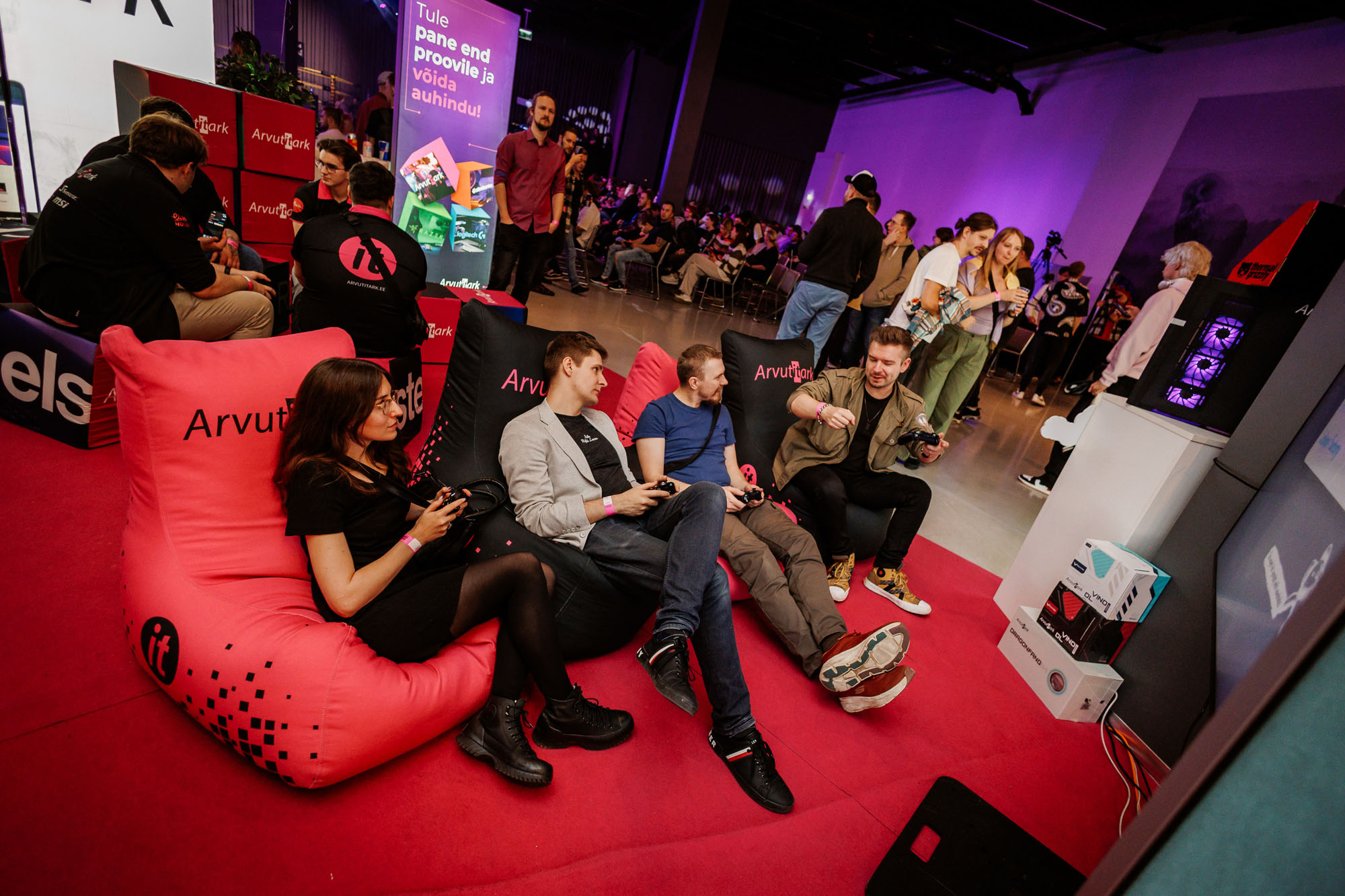 713-01.26.23_19.Oct_RENE-LUTTERUS-R3M_8090